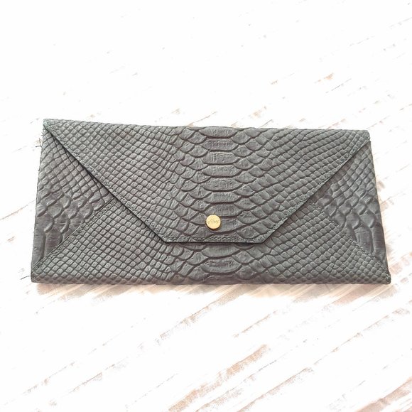 vintage Abas clutch